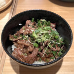 ドラセナ - 炭火ラム丼