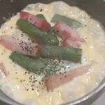 リアルダイニングカフェ観音屋 - カルボナーラリゾット　見た目より食べると結構満足な量