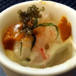 サンフォコン - 甘エビのタルタルとポートワインのフラン　キャビアのせ　断面