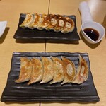 餃子バル タレ ギョウ - 