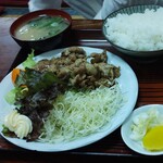 Sakasa Shokudou - 焼肉定食（ショウガ）