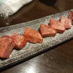 Matsuzakagyuu Toriatsukaiten Yakiniku Shirahige - 