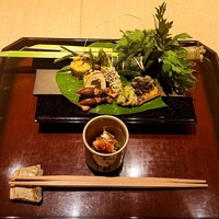 青蓮院門跡前 月おか - 