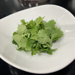 創作麺工房 鳴龍 - パクチー　150円