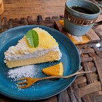 Cafe aoi-kaze - 自家製パンと彩りプレート(1500円)　デザートとドリンク