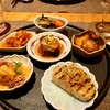 Fu-fu shisen - 前菜盛り合わせ、中央がマグロのチャーシュー