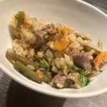 USHIGORO S. - 芹と桜海老、厳選部位の土鍋