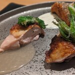 銀座 大石 - 胸肉は筋膜らしいむっちりとした弾力。瑞々しい旨味の汁を咀嚼の度に感じます。