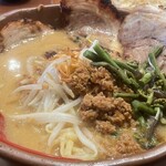 麺場 田所商店 - 信州味噌漬け炙りチャーシュー麺(¥1,386),大盛(¥110)