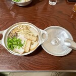 鍋焼うどん アサヒ - 鍋焼きうどん＋玉子　800円＋80円