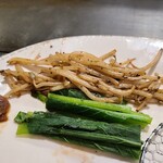 神戸牛 祥 - ⑦焼き小松菜⑧焼きもやし
白ご飯と神戸牛の肉味噌も合わせて最後まで楽しむ