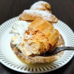 deux Montagne - 生クリームとカスタードクリームの２層式