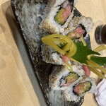 Kaitenzushi Honjin - 