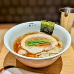 ニッポン ラーメン 凛 トウキョウ - わんたん醤油らぁ麺