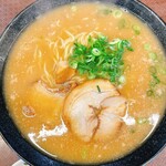 Gyouza No Oushou - キムチラーメン大盛り
      スープ多めキムチ別皿