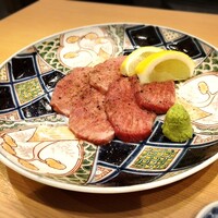 神戸焼肉 金虎 - 