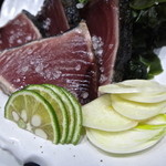 大きなニンニクのスライス