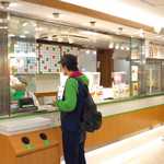 百果百菜 - 東京駅グランスタ1F「百果百菜」。野菜ソムリエのジュースバー