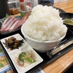 わ楽 - ご飯　ハマさん盛りで