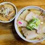 Ramen Ippei - あぶりチャーシュー丼　チャーシュー麺