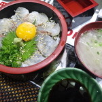 男組 釣天狗 - 【宇和島の鯛めし】￥980　あっさりと美味しいお味噌汁付です