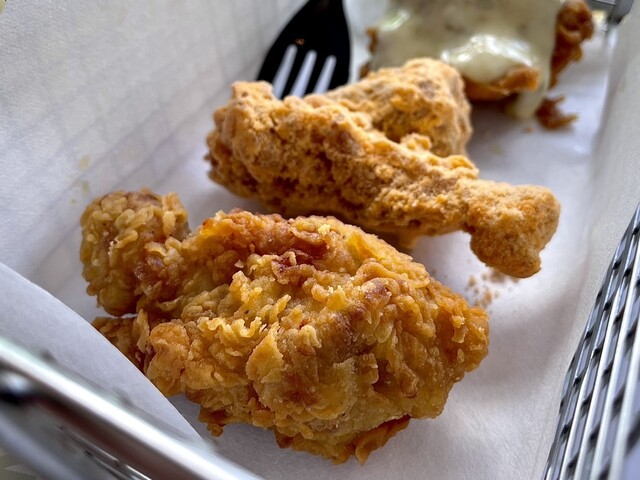 ダブリューチキン コザ店 （W CHICKEN） - 沖縄市/鳥料理 | 食べログ