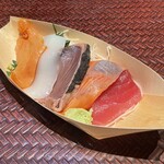 築地食堂 源ちゃん - お刺身とアジフライ定食　1408円（税込）