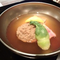 御料理 伊とう - 【煮物椀】
                鴨のつみれ　揚げ豆腐