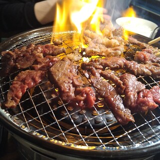 金獅子のホルモン_1