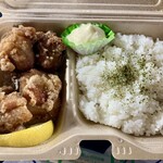  焼鳥 じらい屋 - 唐揚げ4ケ弁当　680円(税込)