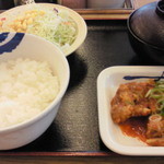 松屋 - 鶏の甘辛味噌炒め定食
