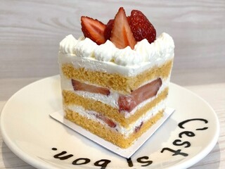 PATISSERIE LE PLANETES - 本日のショートケーキ