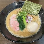 Menya Shichiriya - 久々の味玉濃厚鶏そば。