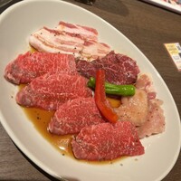 福岡焼肉kintan - 仙台牛赤身と鶏、豚、ホルモンセット