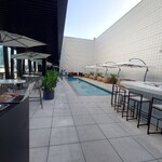 The Mint Ginza - 混んでました　が　消しゴム マジックで人は0　こちらは　予約で一杯　食べログから　予約できるそう