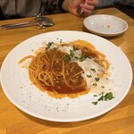魚介イタリアン&チーズ UMIバル - ラグーパスタ