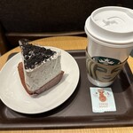 スターバックスコーヒー - ドリップコーヒーホットGrande＋クッキー＆クリームシフォンケーキ