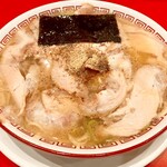 Maruchu Ramen - 『中華そば』(900円)。