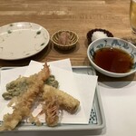 天ぷら新宿つな八 - 