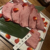 肉一凛宮 - 
