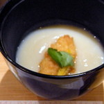 さぶら - お通しのフグの唐揚げ