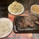 やっぱりステーキ  - 