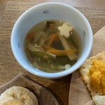 Cafe ぶりきのらいおん - スープの中に星が！