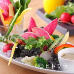 Kobayashi Shefu Ga Tegakeru Yoru No Bejisutoro - 鎌倉野菜、瀬戸内の鮮魚、葡萄牛などの厳選食材で多彩な皿を披露