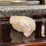 末廣鮨 - 肉厚のヒラメ　香り　旨味　弾力　素晴らしい
