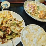 悦悦飯店 - 回鍋肉定食