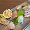 旬魚 たつみ - こだわり鮮魚の5種盛り¥1,800と大のどぐろうお造り¥1,200