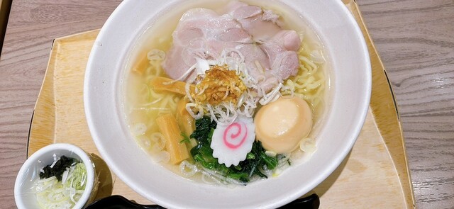 国見サービスエリア上り ショッピングコーナー - 貝田（その他）の写真