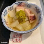 Ajinomise Iwashi - 蛸の頭の酢の物