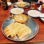 Naata - 料理写真:チーズナンセット